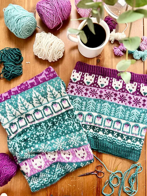 Arctic Doodle (Infinity Cowl)