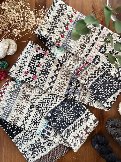 Holiday Doodle Scarf (Advent Pattern)