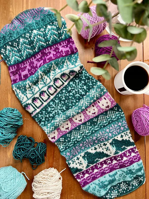 Arctic Doodle (Infinity Cowl)