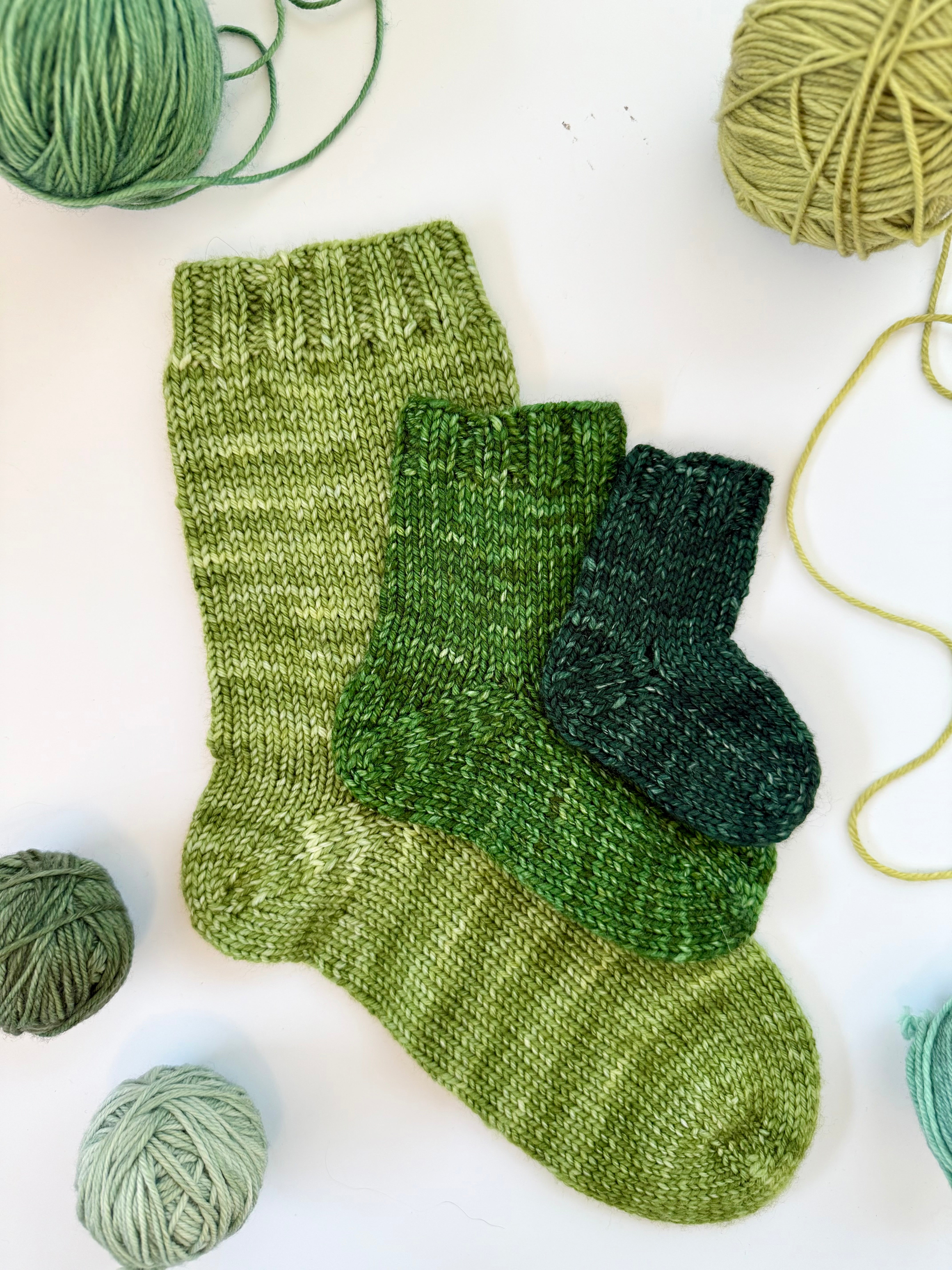 Base Doodle Toe-Up Socks (DK)