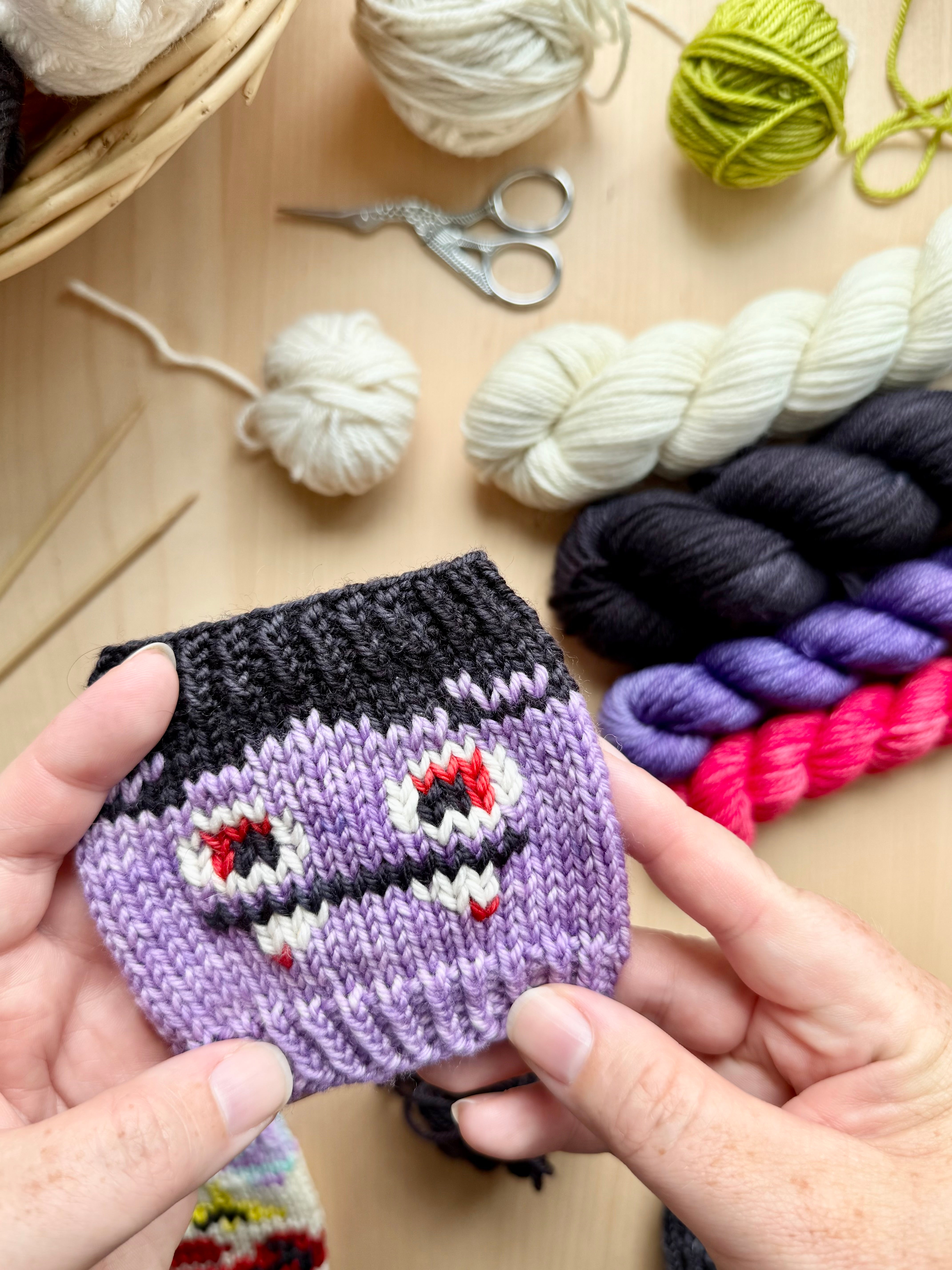 Monster Faces Doodle: Cup Cozy Project + Yarn Kit
