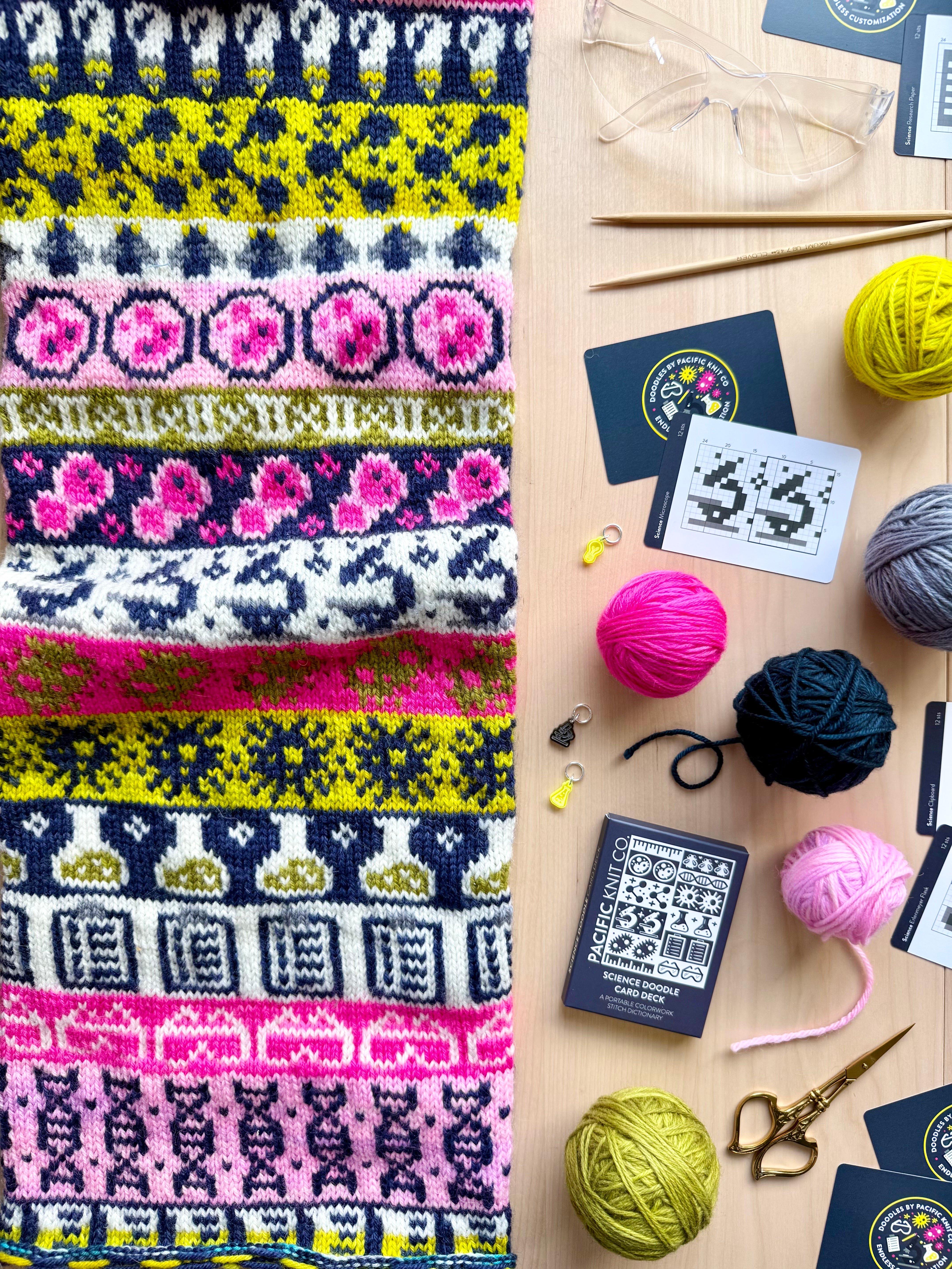 Science Doodle (Infinity Cowl)