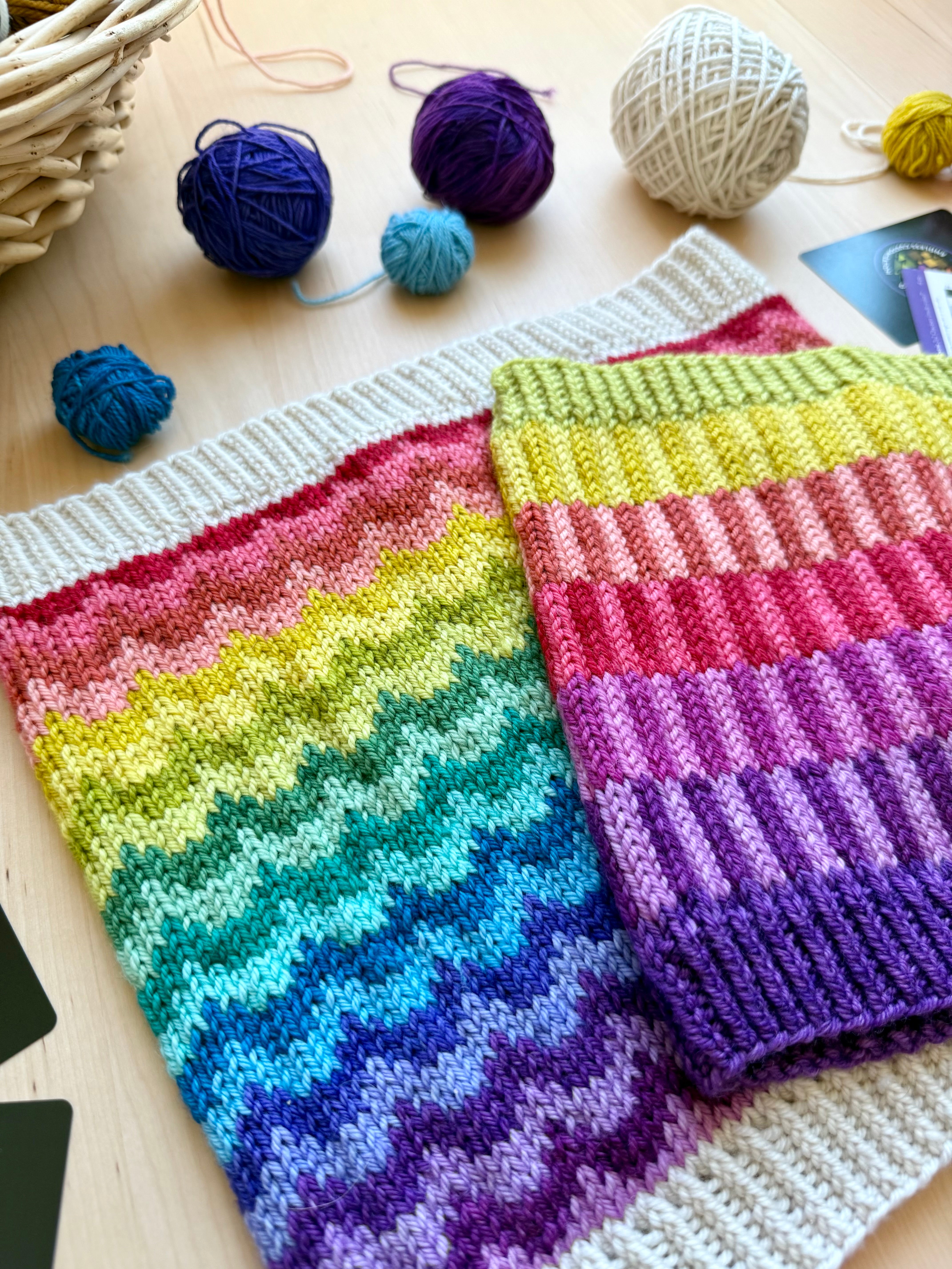 Geometric Doodle (Standard Cowl)