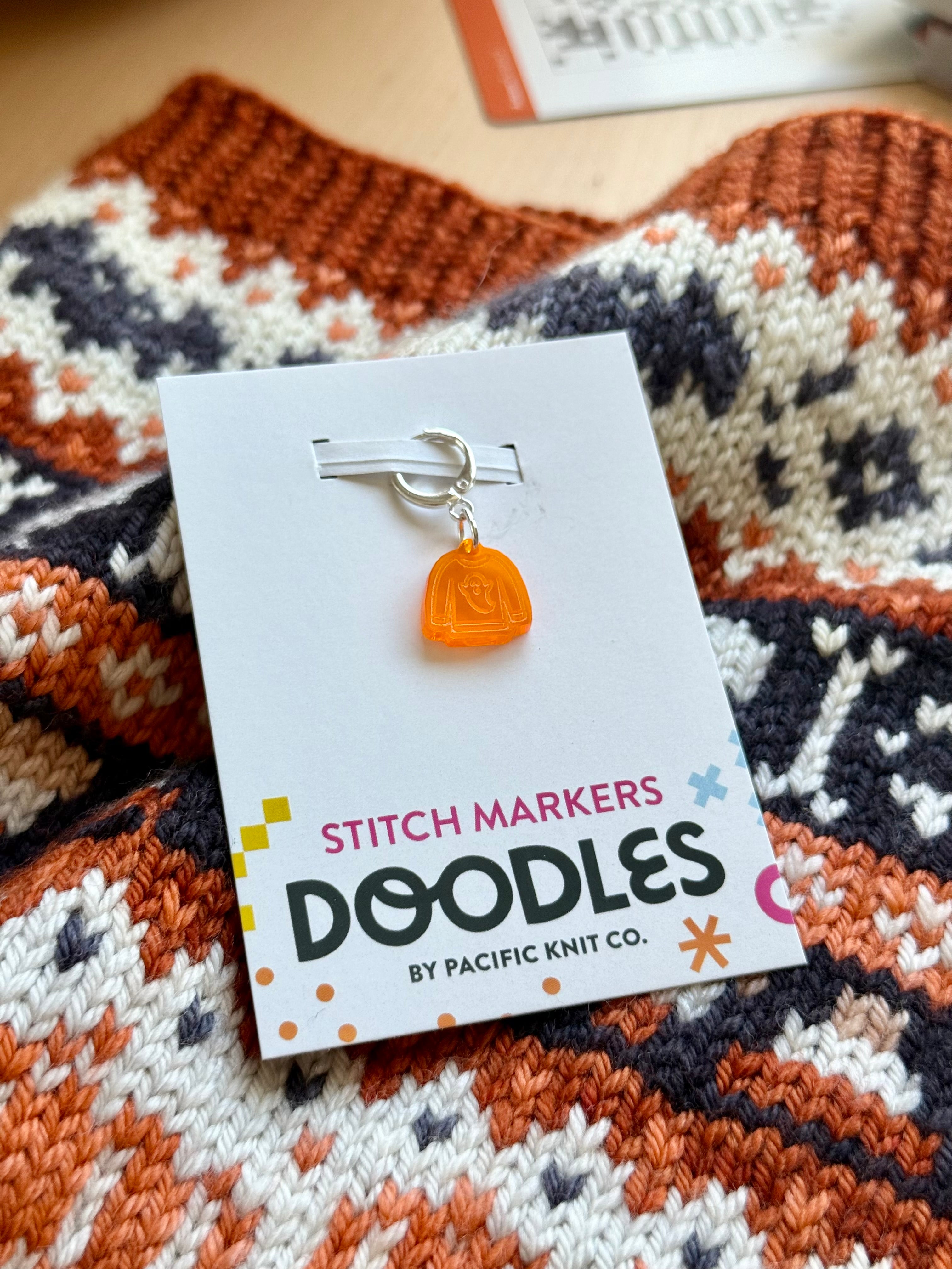 Ghost Doodle Sweater (Single Stitch Marker)