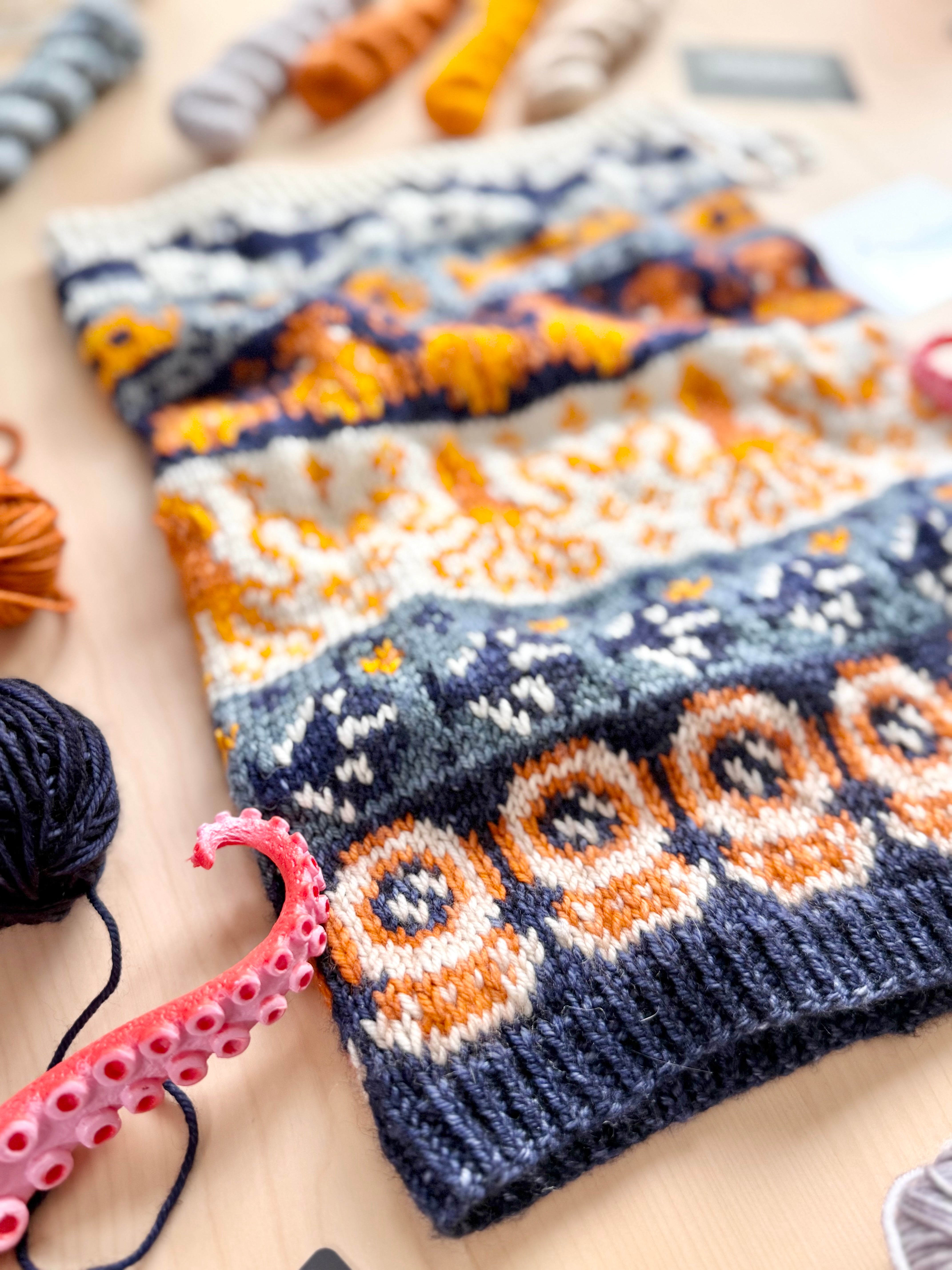 Deep Ocean Doodle (Standard Cowl)
