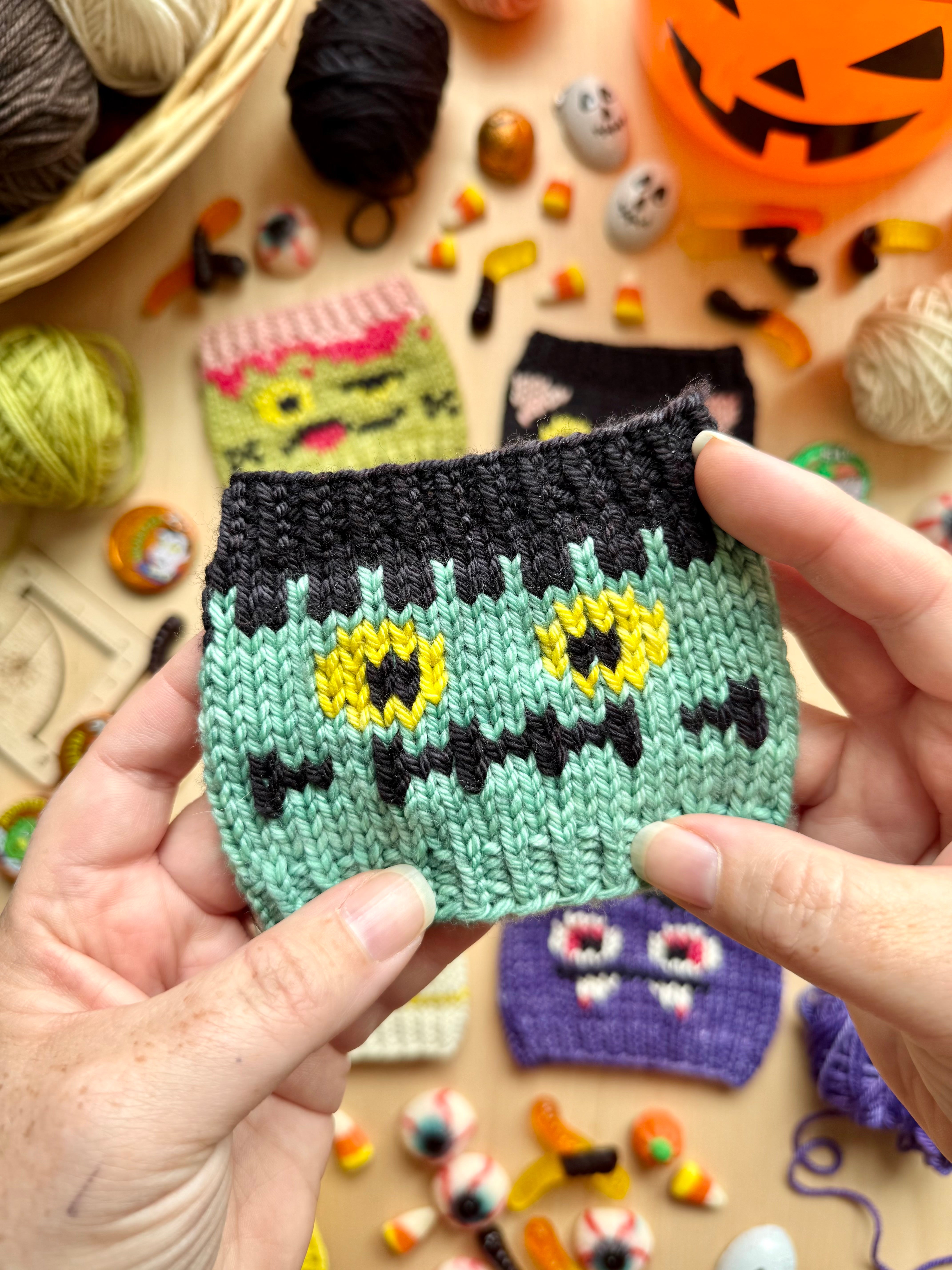 Monster Faces Doodle (Cup Cozy)