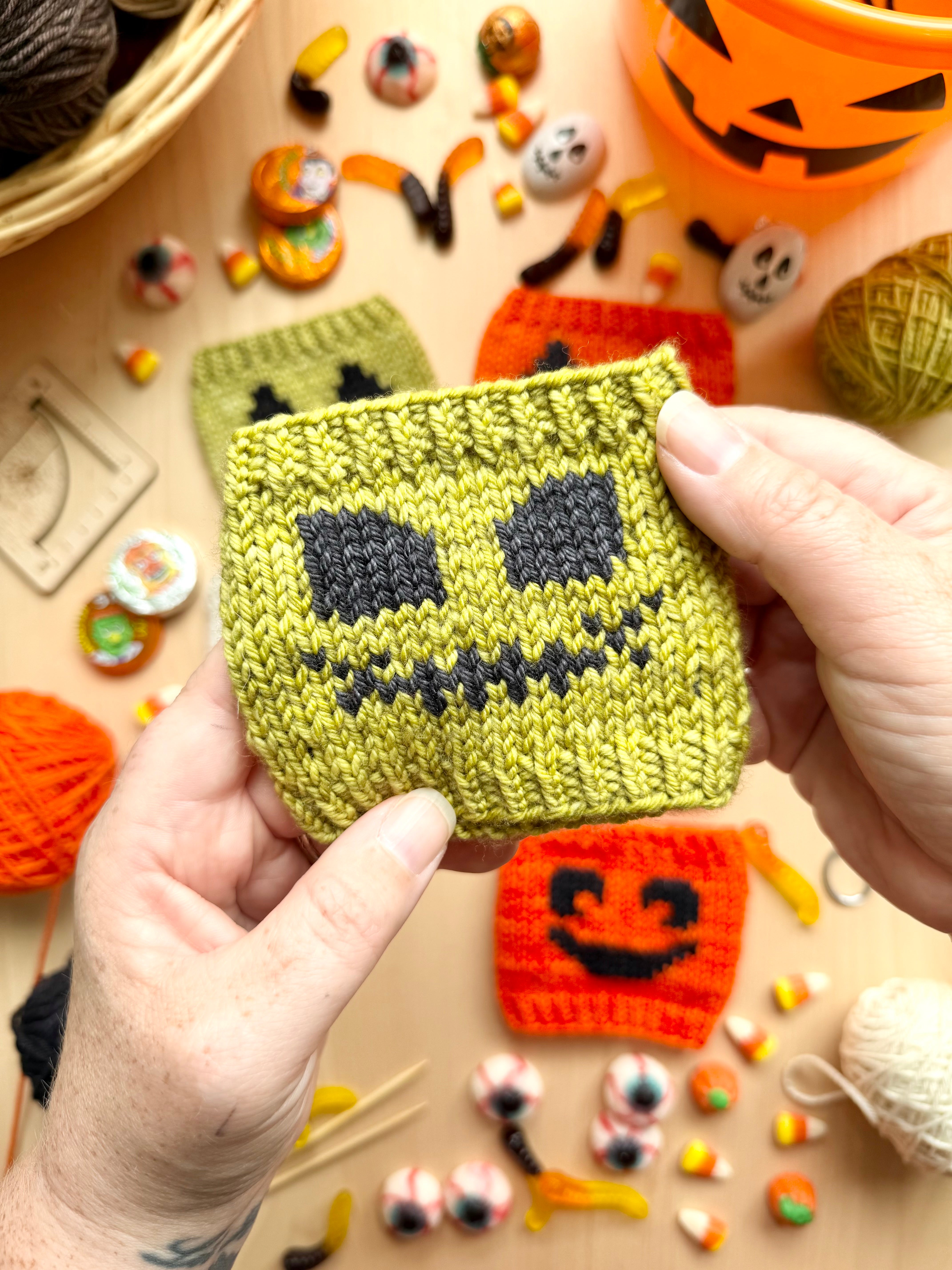 Jack-O-Lantern Doodle (Cup Cozy)